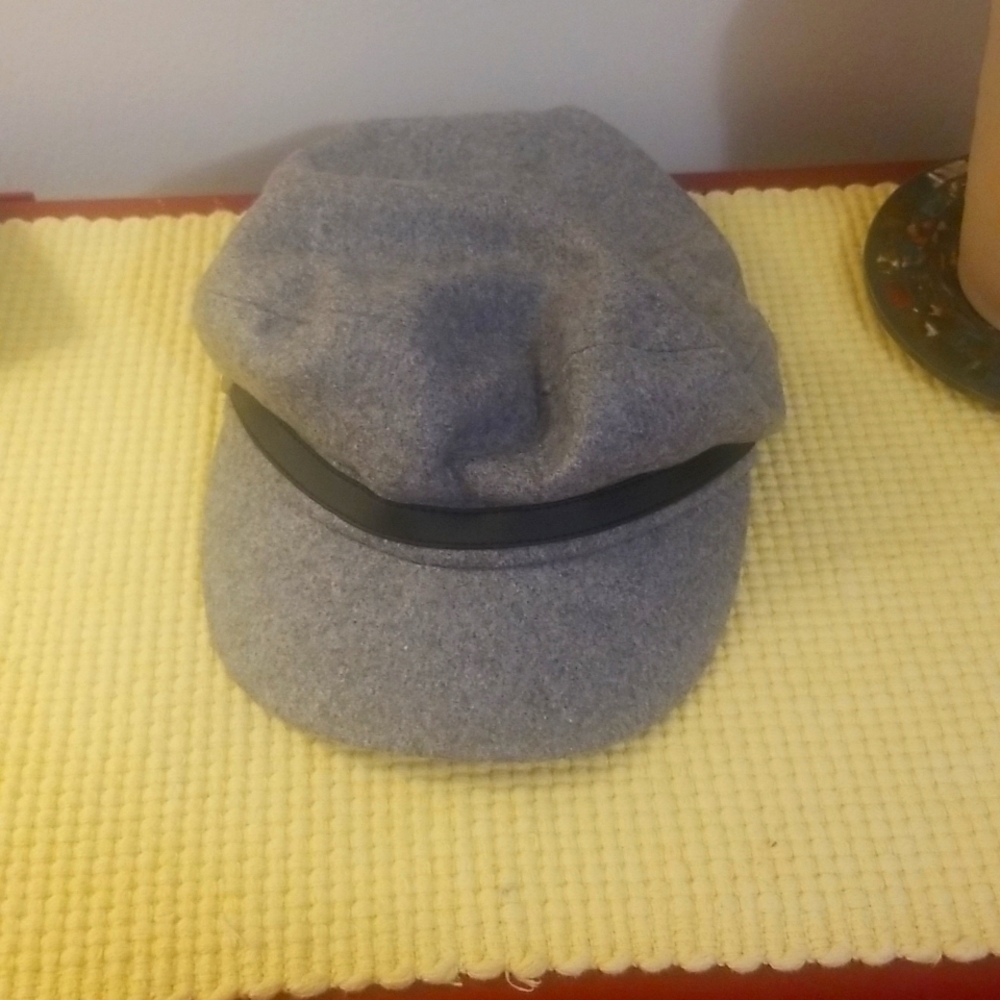 Target gray hat